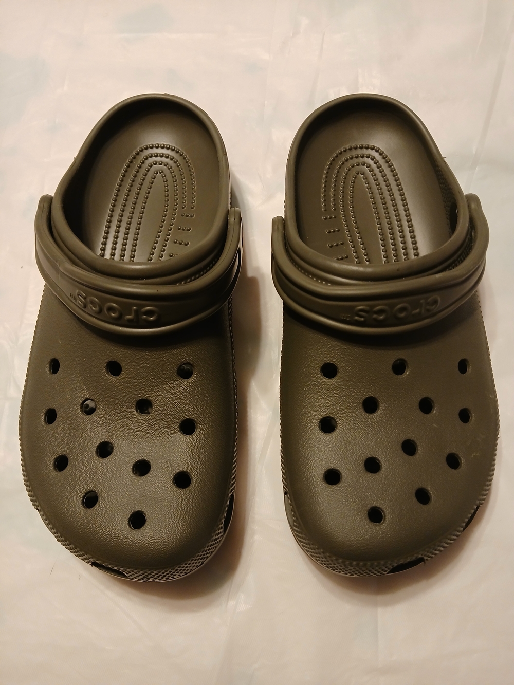 CROCS Unisex Classic Clog Sandals - Olive